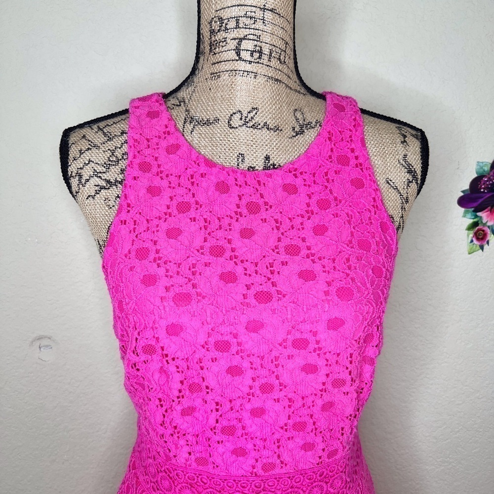 Laundry by Shelli Segal Crochet Lace Bright Pink Sleeveless Dress Size 6 - Picture 2 of 8